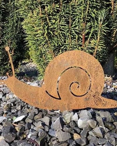 Silhouette - Escargot à piquer en acier corten (Métal) pour la décoration de jardin !