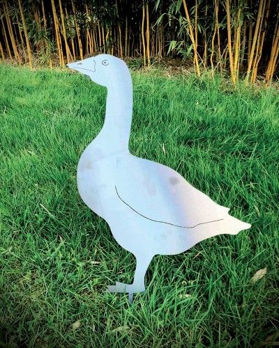 Silhouette - Oie à piquer en acier corten (Métal) pour la décoration de jardin !
